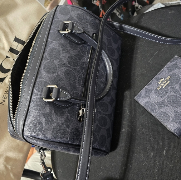 Coach Purse - Picture 6 of 6